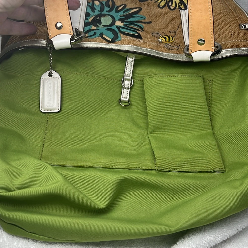 Coach 2005 Vintage Tan Floral Embroidered Tote - Picture 13 of 14